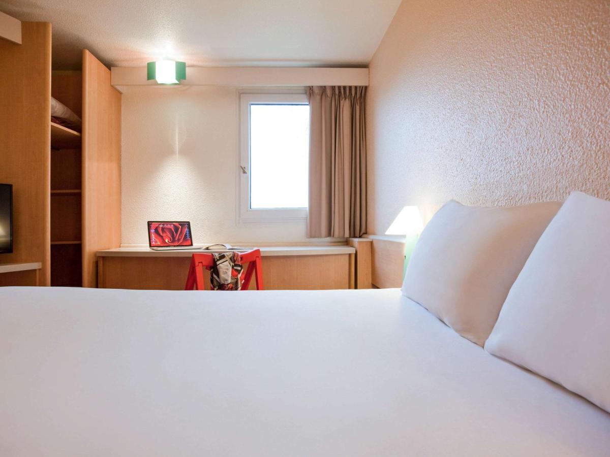 Ibis Provins Hotel Eksteriør billede